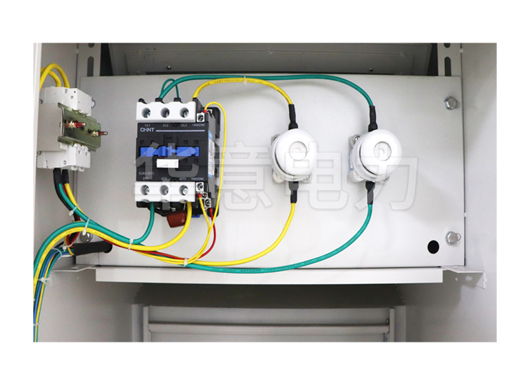 XCJH 系列 全自动工频耐压控制台内部2