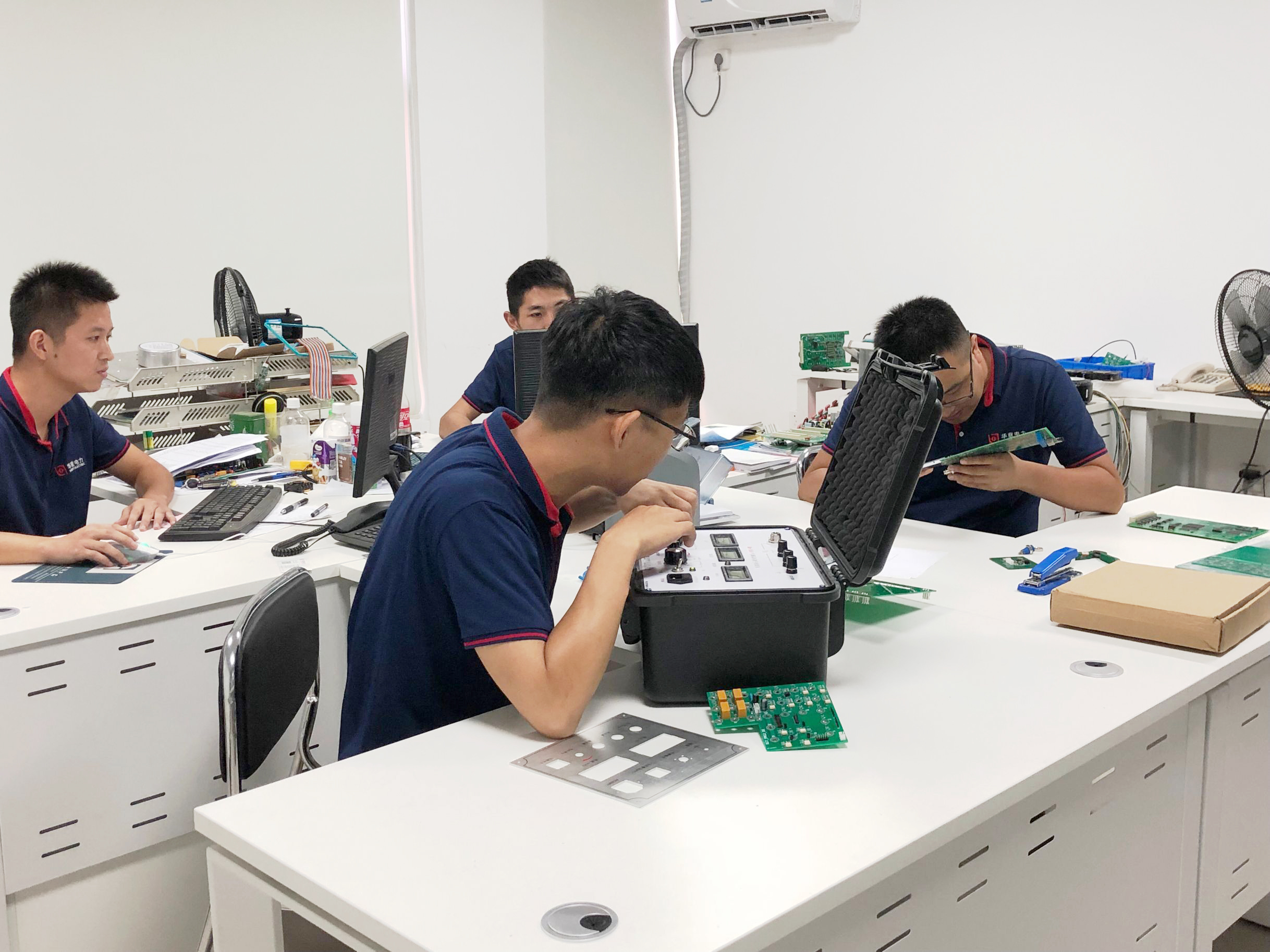 串联谐振.jpg 串联谐振.jpg